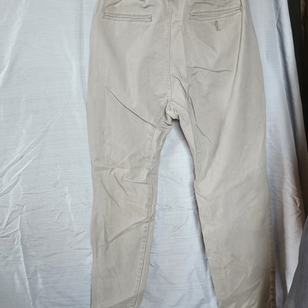 Charles and Half pants - Picture 2 of 3